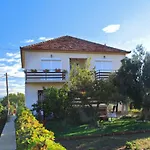 By The Sea Tkon, Pasman - 8410 Apartman *