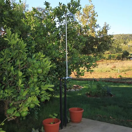 아파트 By The Sea Tkon, Pasman - 8410